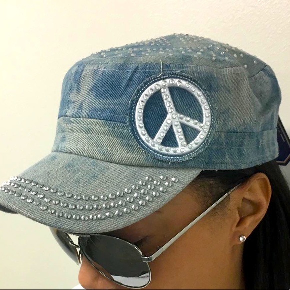 โฎ๏ธ๐งข Denim Fashion Cap With Rhinestones - Picture 6 of 7